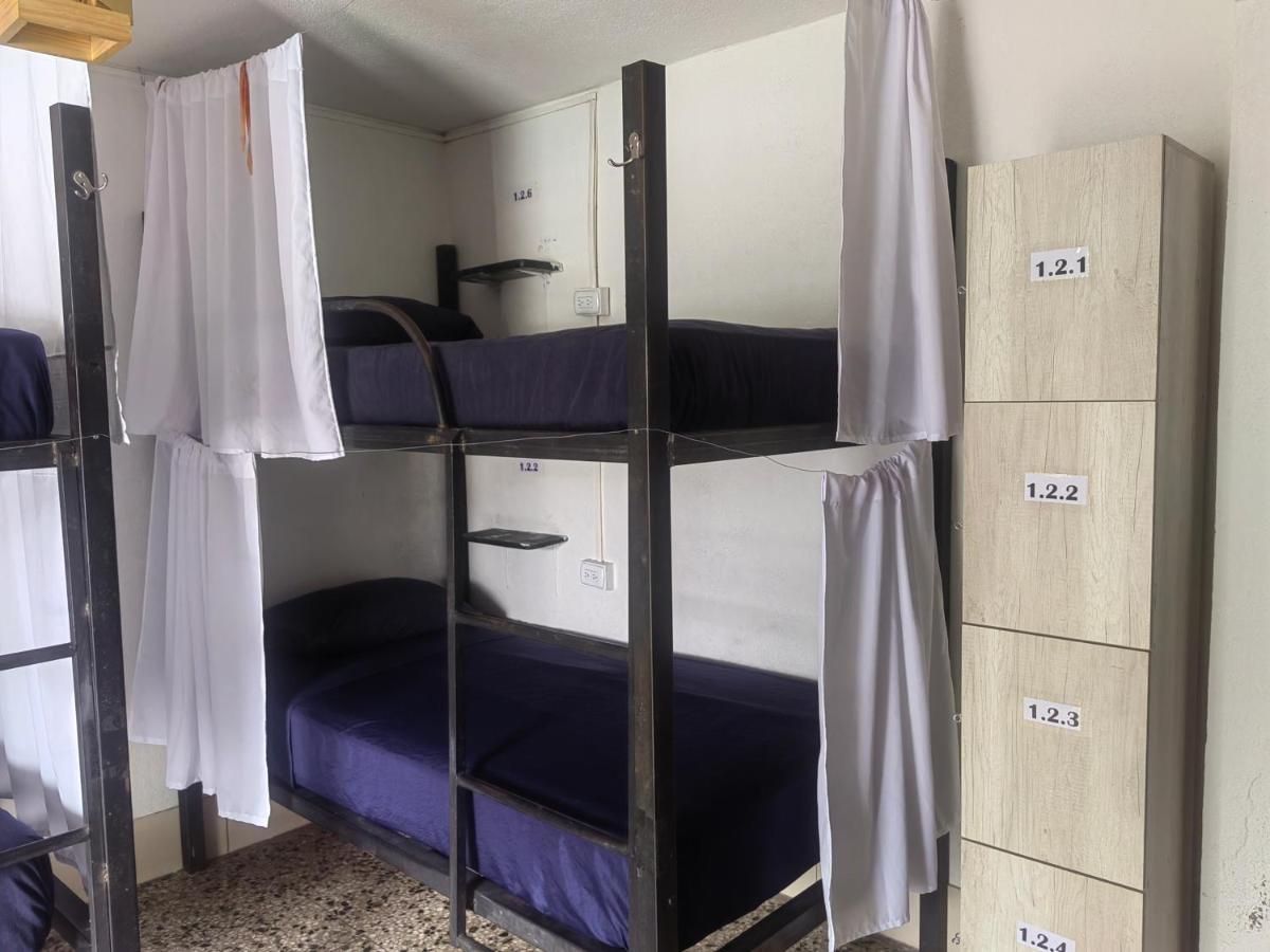 Hostal Sublime Guatemala City ภายนอก รูปภาพ